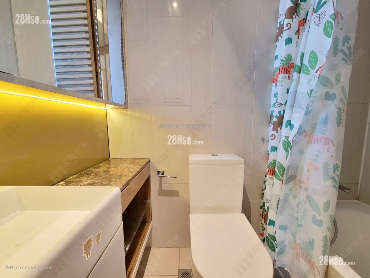 Highpoint Sell 2 Bedrooms 425 ft²