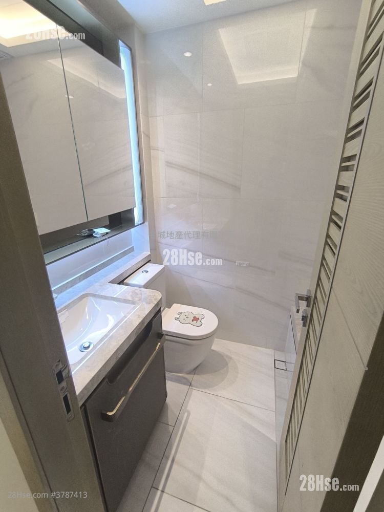 Mayfair By The Sea 8 Sell 3 Bedrooms , 2 Bathrooms 677 ft²