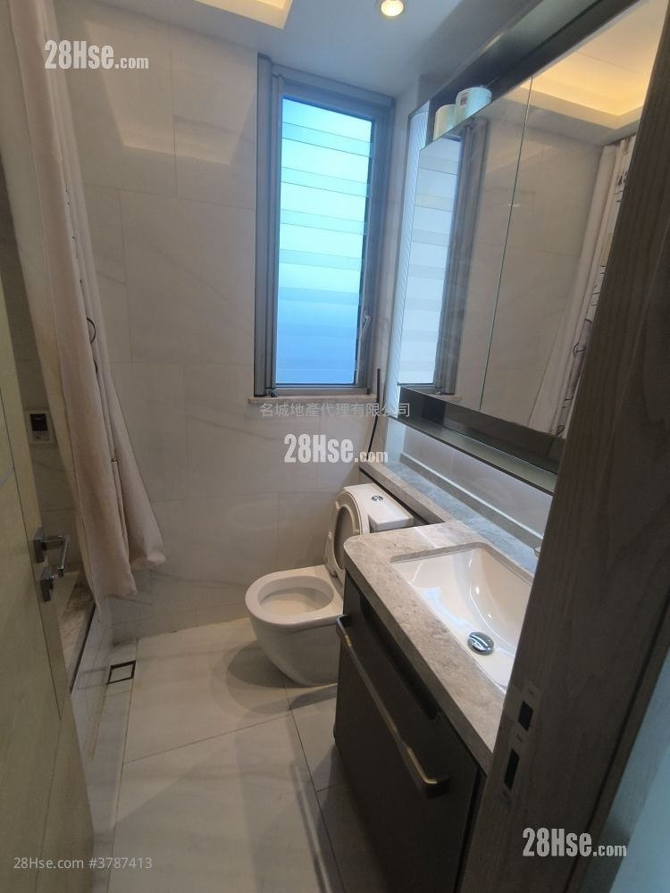 Mayfair By The Sea 8 Sell 3 Bedrooms , 2 Bathrooms 677 ft²