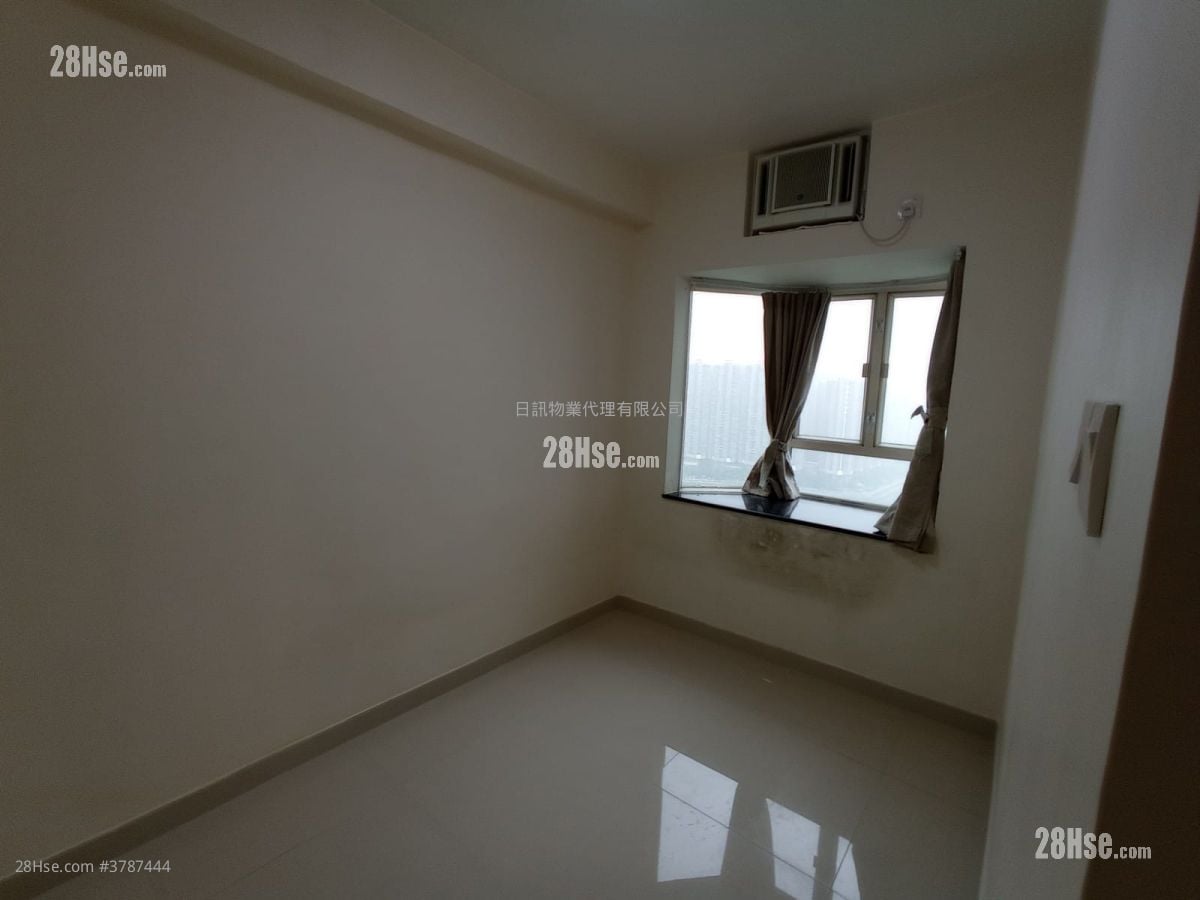 Waterside Plaza Rental 2 Bedrooms , 1 Bathroom 475 ft²