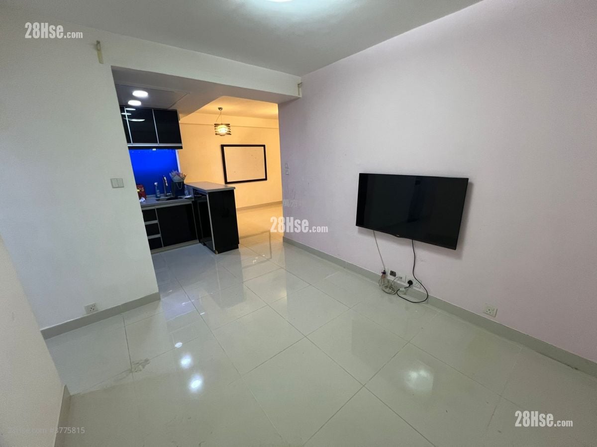 云叠花园 售盘 3 房 , 2 浴室 593 平方尺