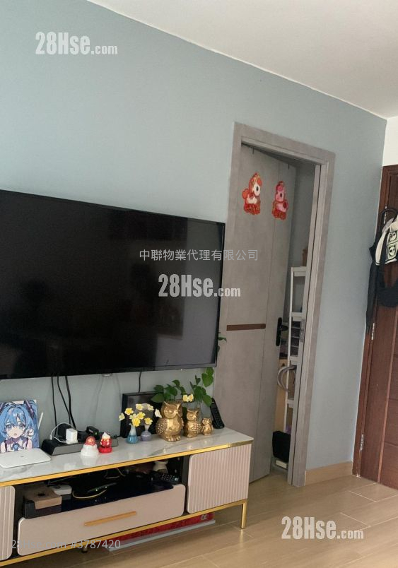 Fung Shing Court Sell 381 ft²