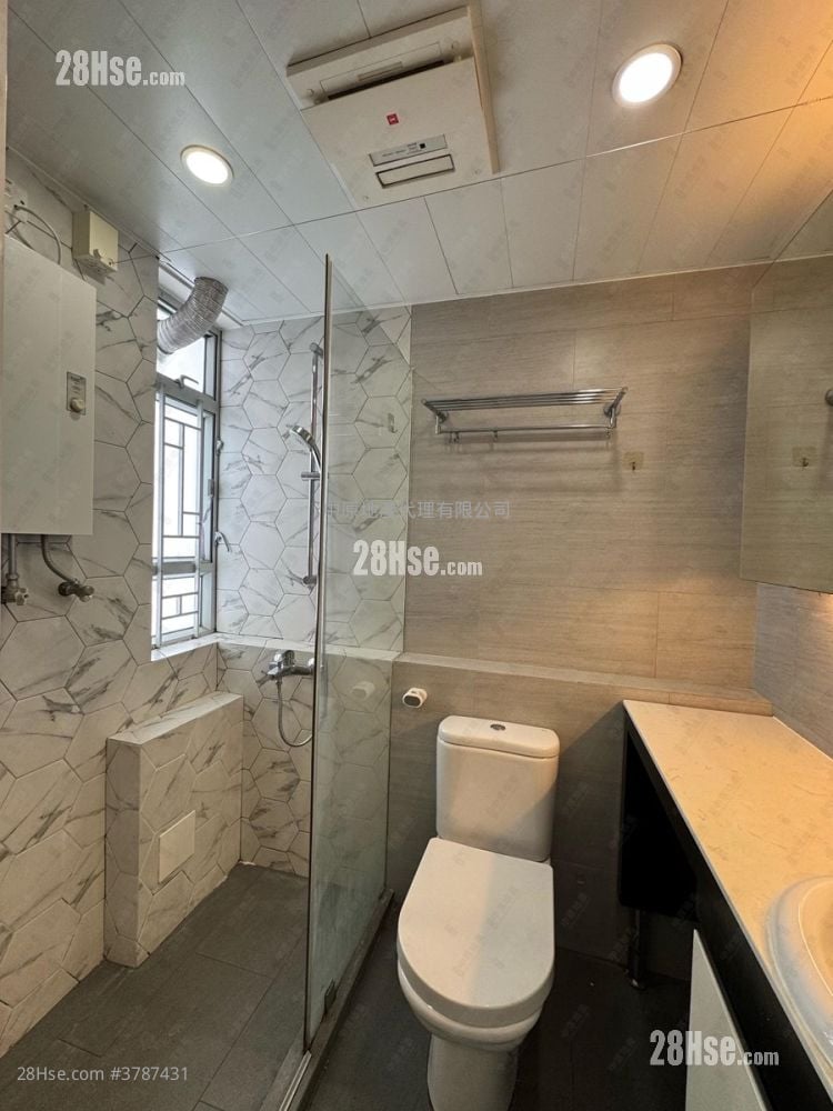 青俊苑 售盘 2 房 , 1 浴室 438 平方尺