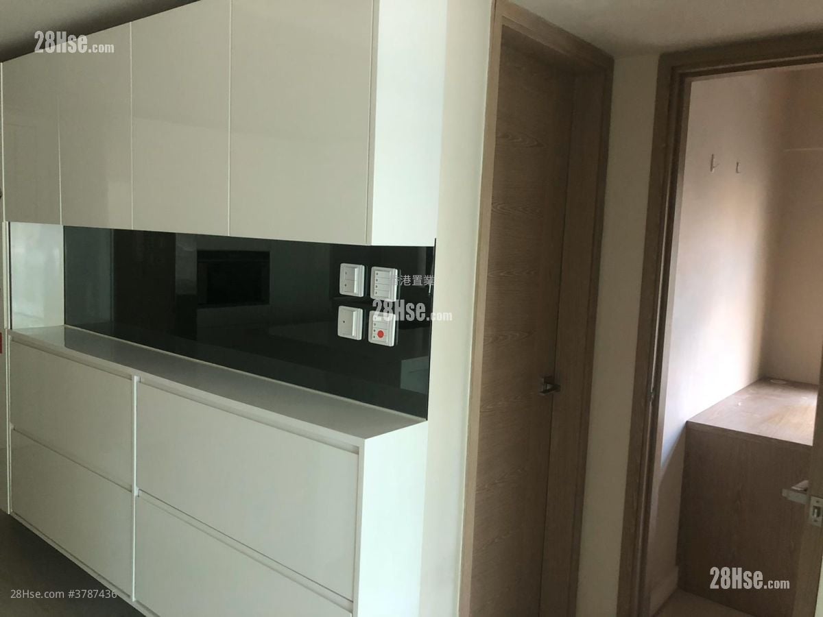 Park Island Sell 2 Bedrooms , 1 Bathroom 532 ft²