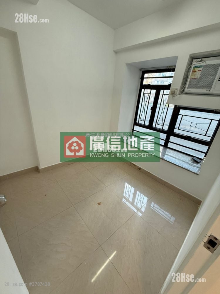 荣富大厦 租盘 3 房 , 1 浴室 374 平方尺