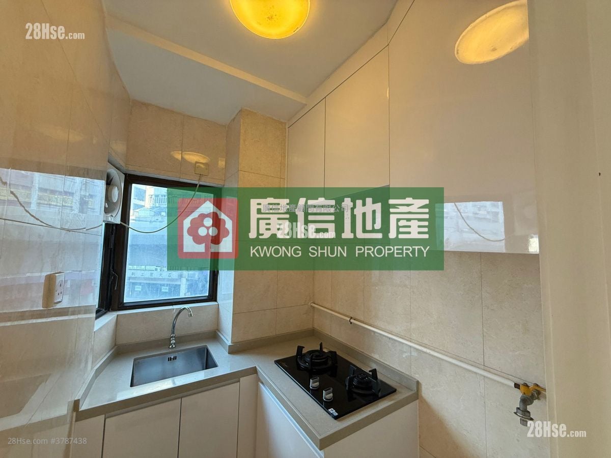 荣富大厦 租盘 3 房 , 1 浴室 374 平方尺