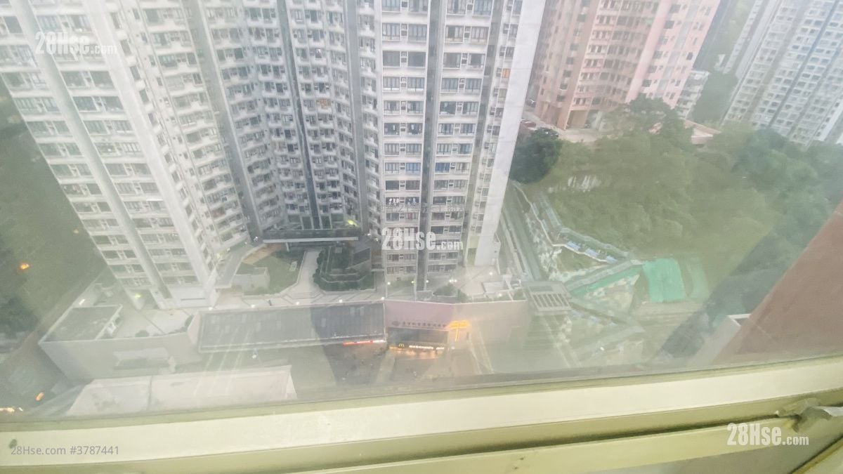 Concord Commercial Building Rental 2 Toilets 700 ft²