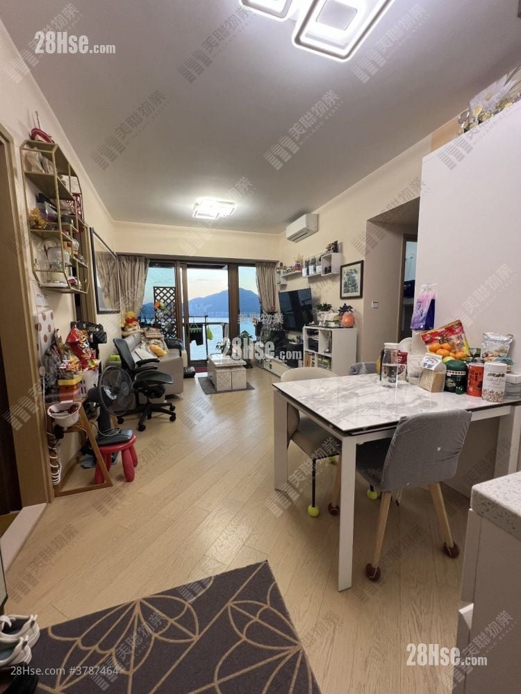 LP10 售盘 3 房 , 2 浴室 857 平方尺