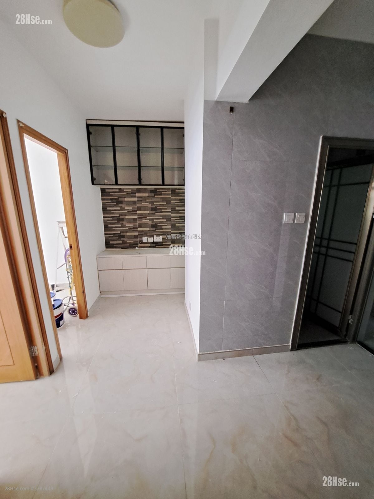 得利楼 租盘 2 房 , 1 浴室 311 平方尺