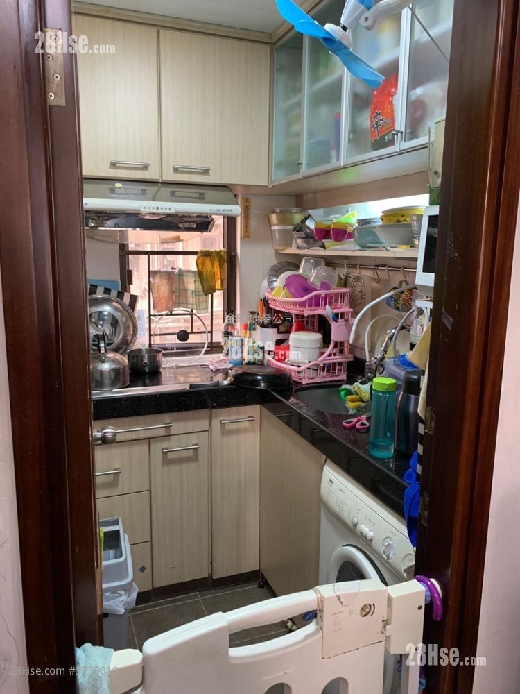 康齡大廈 售盤 2 房 , 1 浴室 471 平方呎