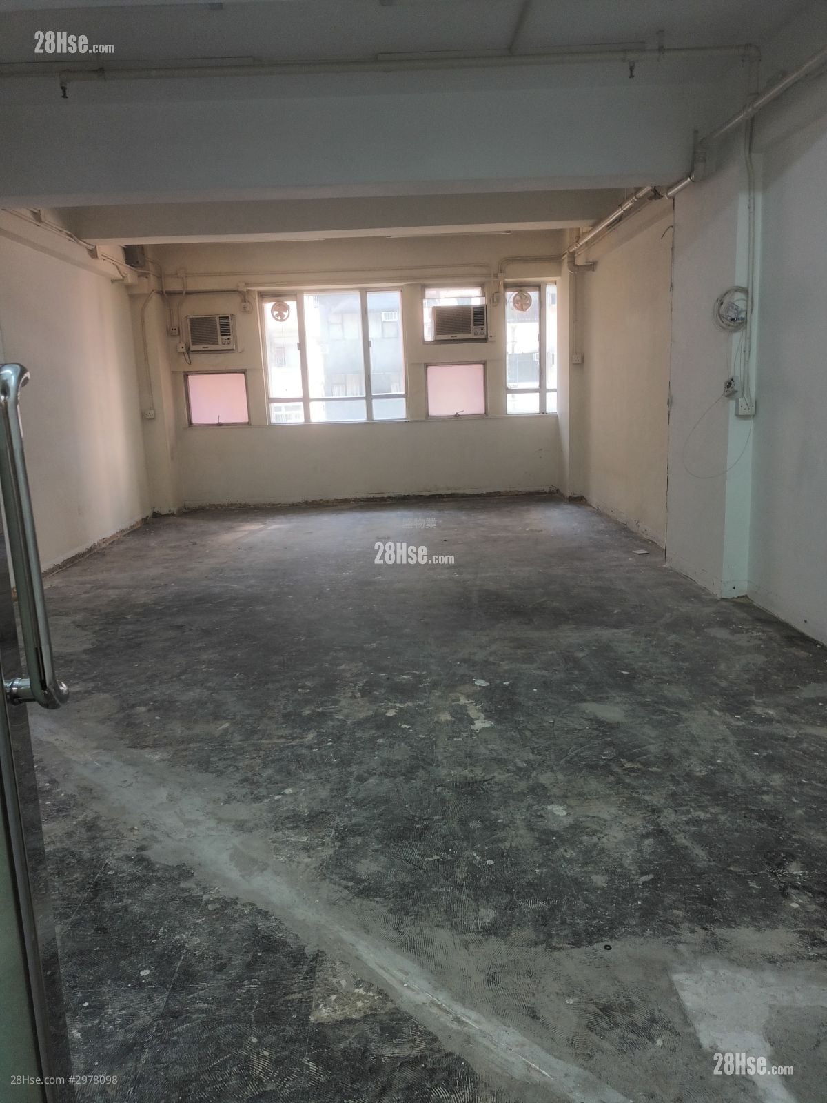 Hennessy Plaza        Rental