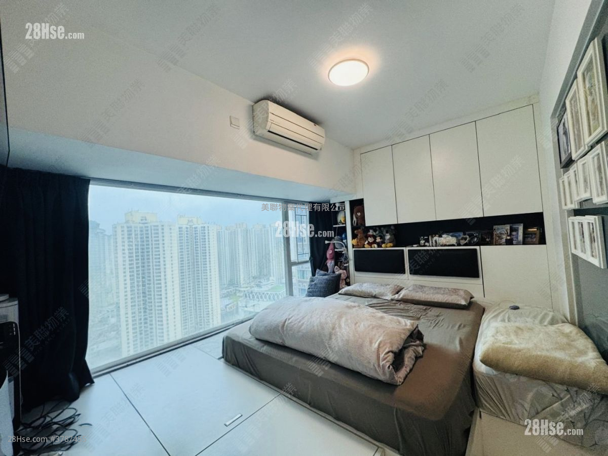 Metro Town Sell 2 Bedrooms 642 ft²