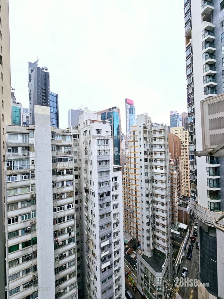 Wah To Building Sell 2 Bedrooms , 1 Bathroom 302 ft²