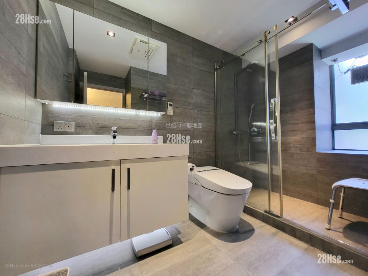 Tregunter Sell 3 Bedrooms , 1 Bathroom 2,361 ft²