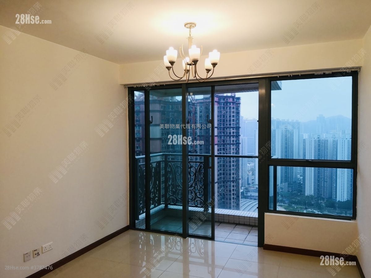 Residence Oasis Sell 4 Bedrooms 850 ft²