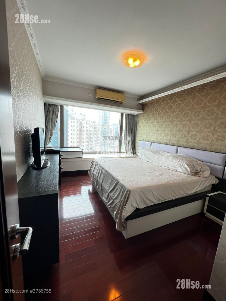 半山壹号 租盘 4 房 , 4 浴室 1,662 平方尺