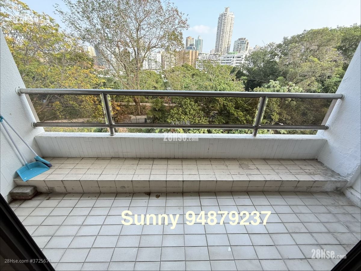 寿菊路10号 租盘 3 房 , 3 浴室 1,197 平方尺