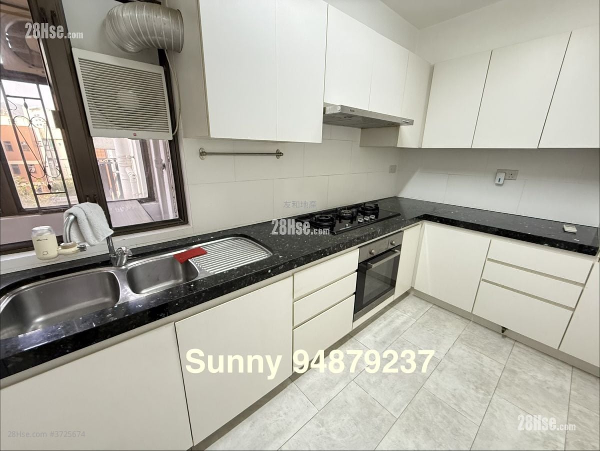 寿菊路10号 租盘 3 房 , 3 浴室 1,197 平方尺