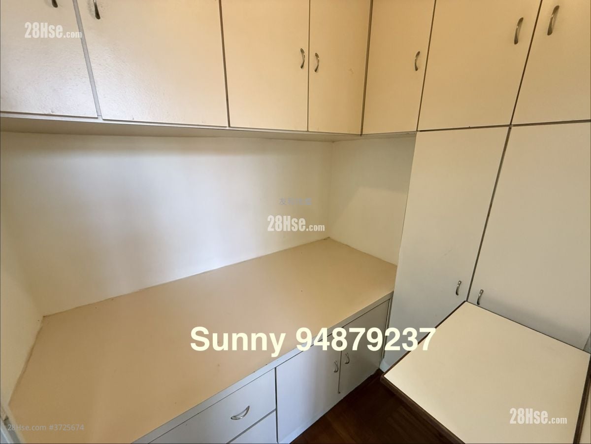 寿菊路10号 租盘 3 房 , 3 浴室 1,197 平方尺