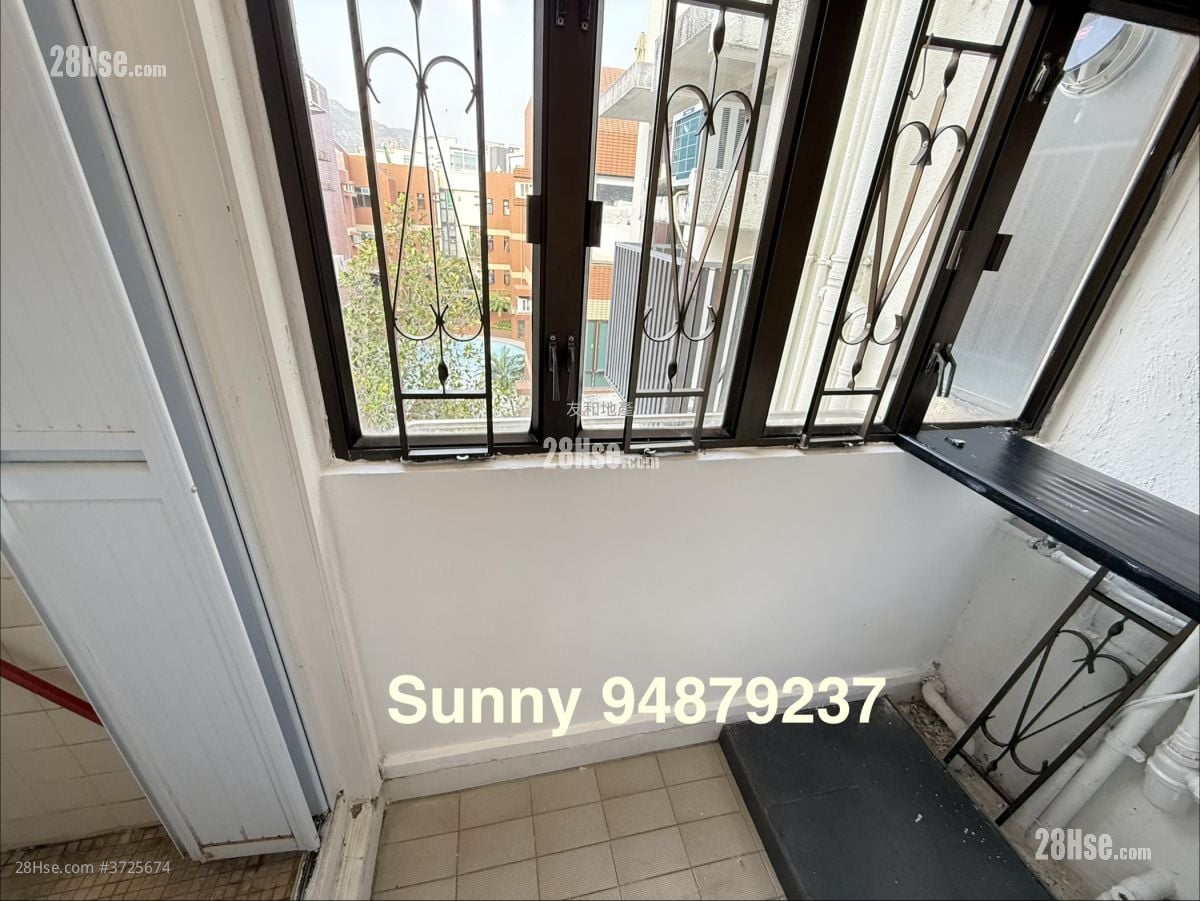 寿菊路10号 租盘 3 房 , 3 浴室 1,197 平方尺