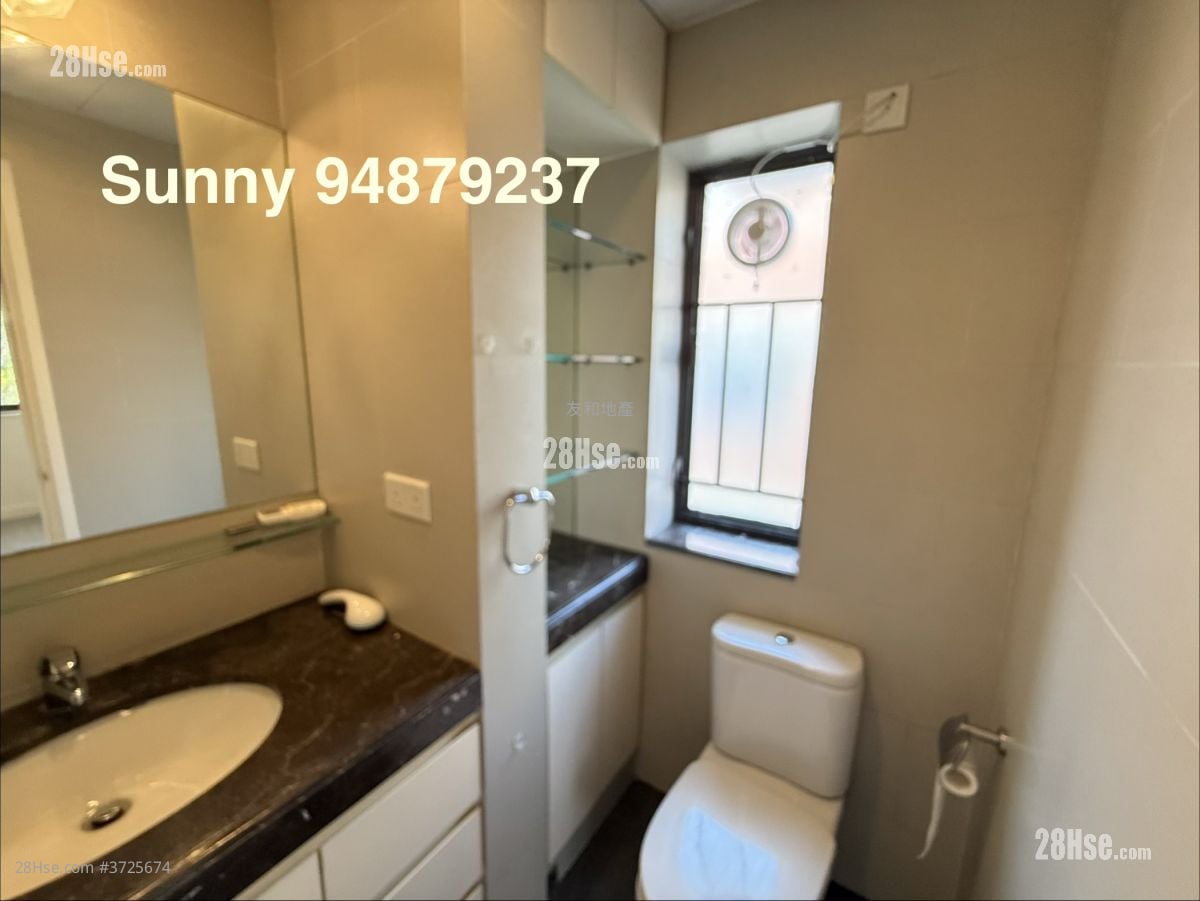 寿菊路10号 租盘 3 房 , 3 浴室 1,197 平方尺