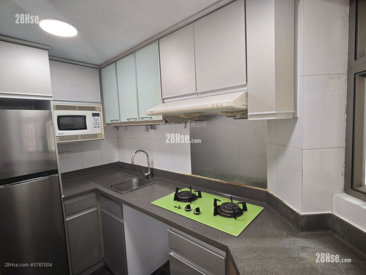 Tseung Kwan O Plaza Sell 2 Bedrooms , 1 Bathroom 459 ft²