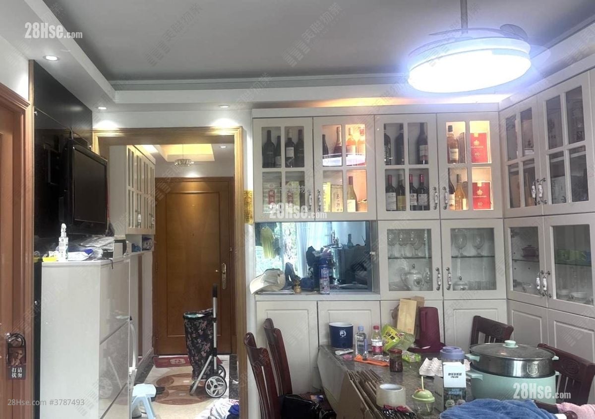 慧景轩 售盘 3 房 , 2 浴室 708 平方尺