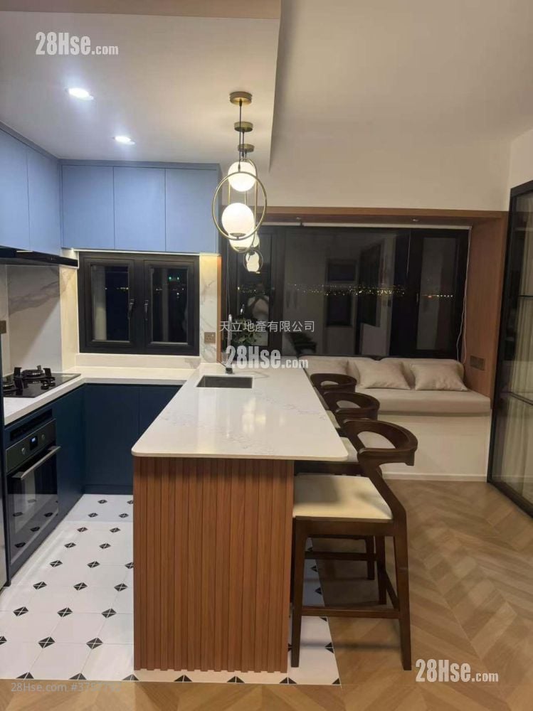 卿旺大廈 售盤 2 房 , 1 浴室 389 平方呎