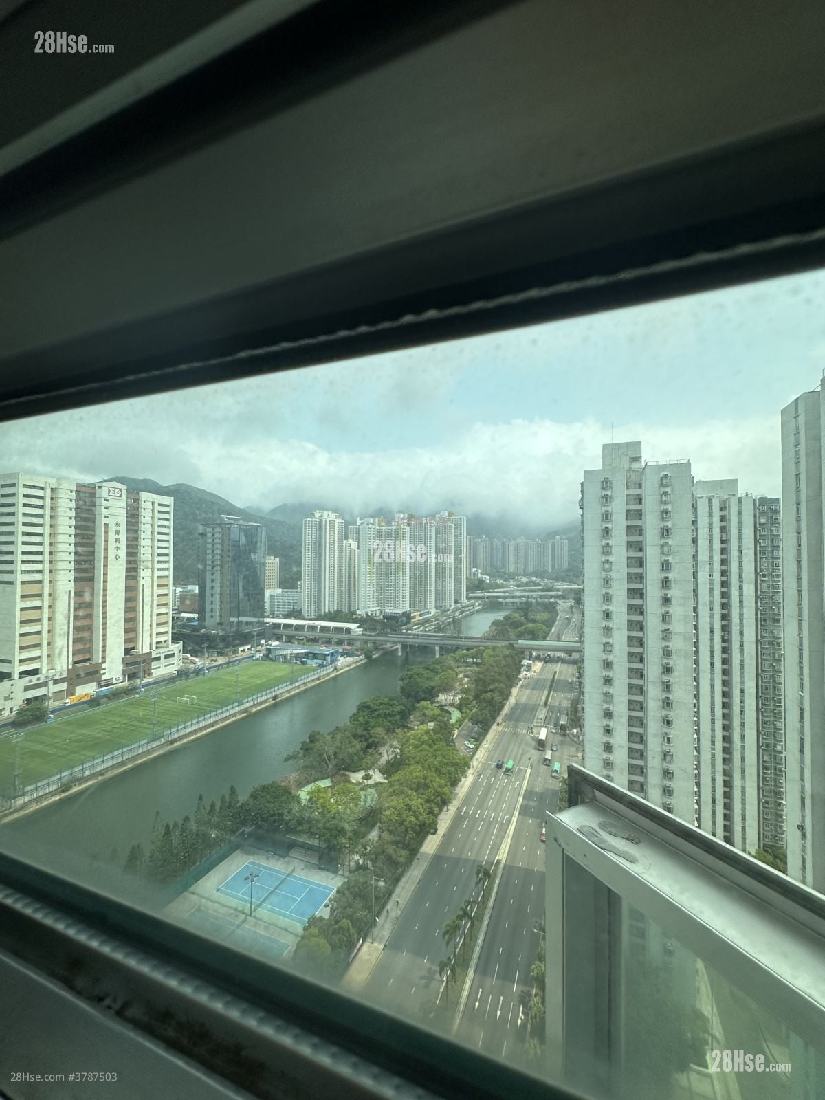 沙田第一城 售盘 3 房 451 平方尺