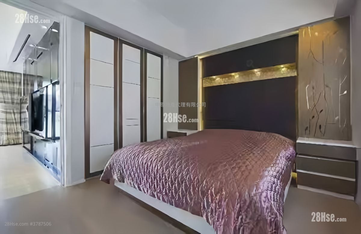 翠峰 售盘 3 房 , 4 浴室