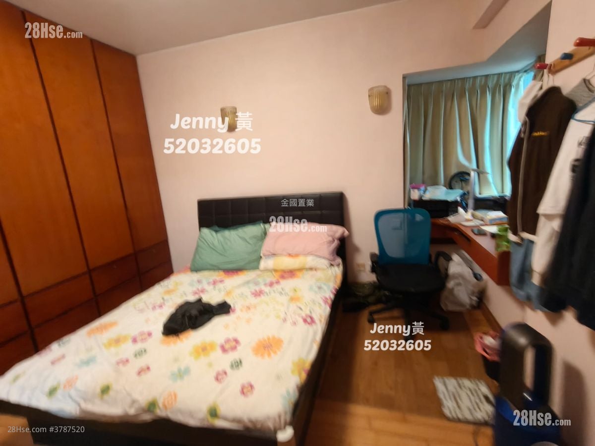 The Waterfront Sell 3 Bedrooms , 2 Bathrooms 939 ft²