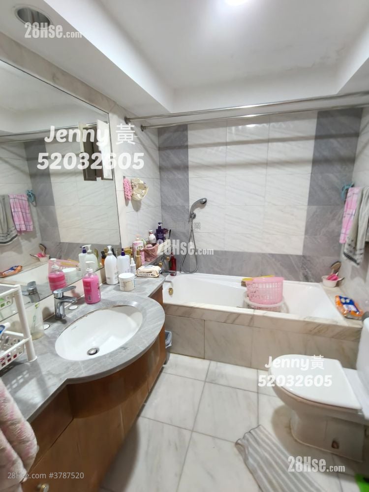 The Waterfront Sell 3 Bedrooms , 2 Bathrooms 939 ft²