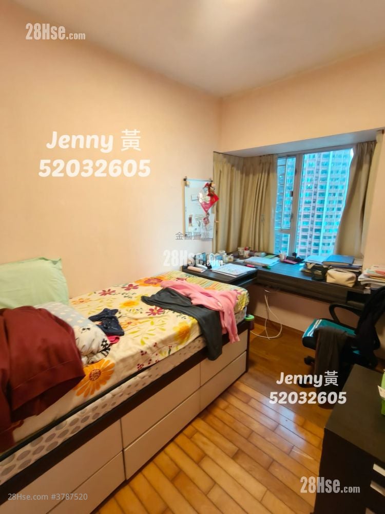 The Waterfront Sell 3 Bedrooms , 2 Bathrooms 939 ft²