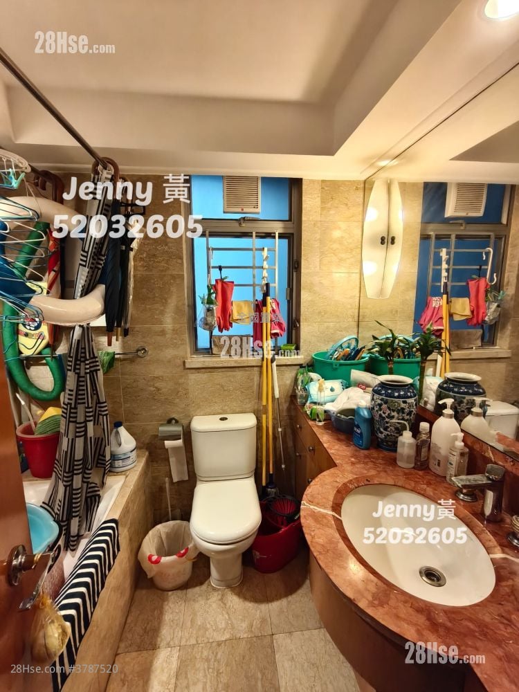 The Waterfront Sell 3 Bedrooms , 2 Bathrooms 939 ft²