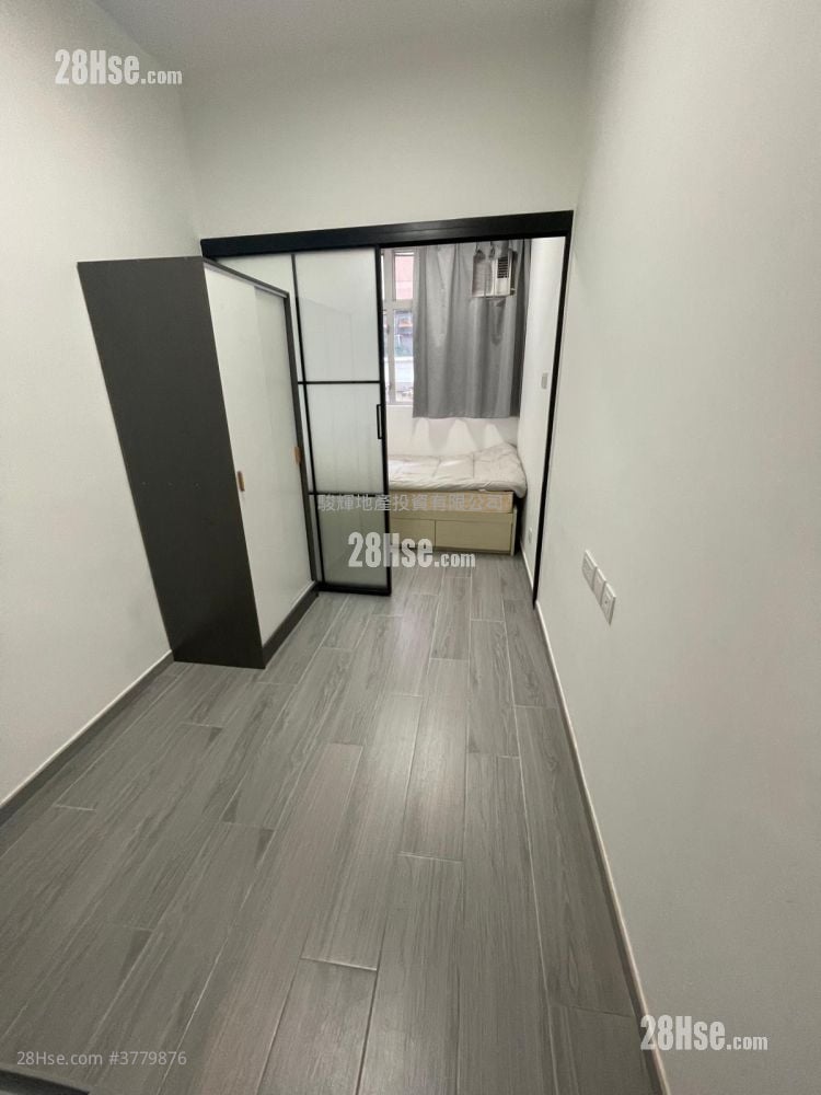 Hanyee Building Rental 2 Bedrooms , 1 Bathroom 180 ft²