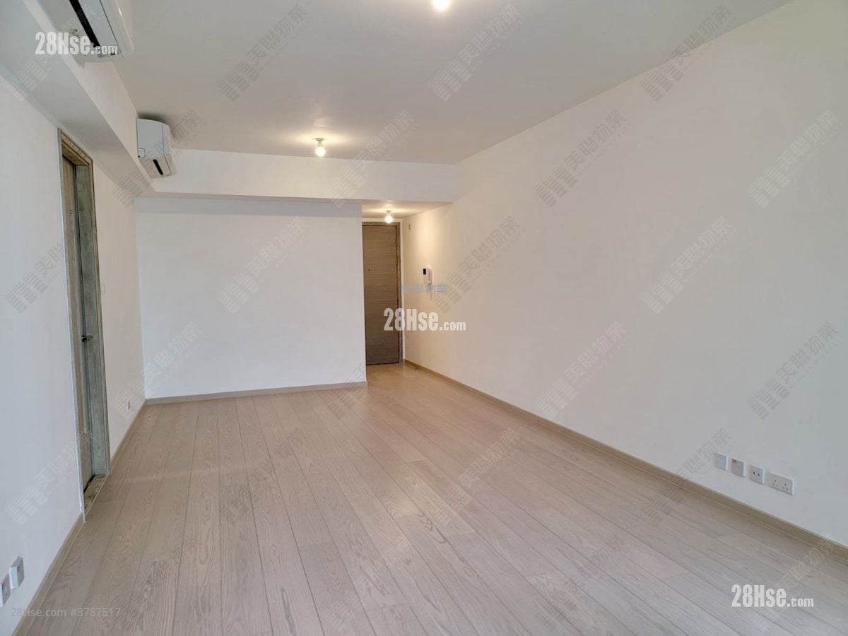 Sea To Sky Sell 4 Bedrooms , 3 Bathrooms 1,077 ft²