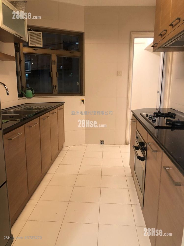 和富中心 租盘 1,308 平方尺