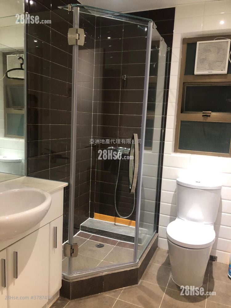 和富中心 租盘 1,308 平方尺