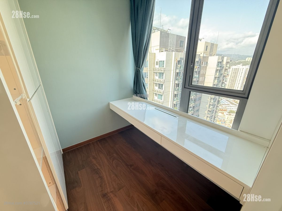 Aurora Rental 3 Bedrooms , 2 Bathrooms 985 ft²