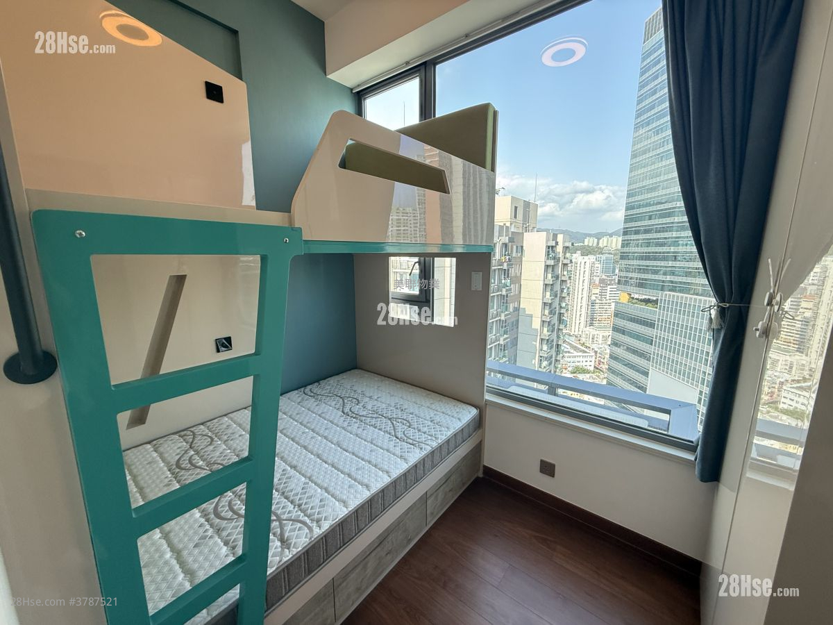 Aurora Rental 3 Bedrooms , 2 Bathrooms 985 ft²