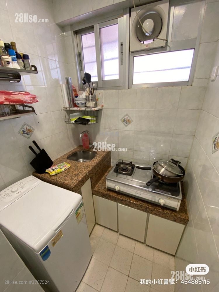 Mei Sun Lau Rental 251 ft²