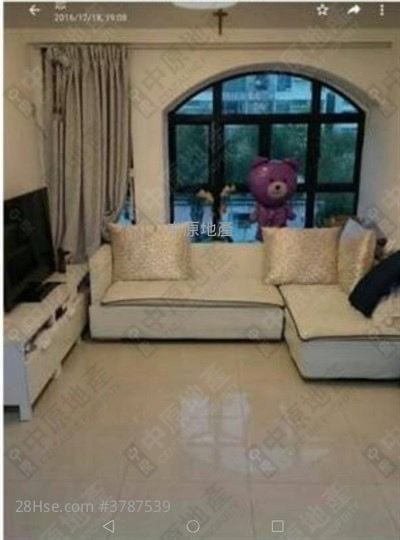 金莎花园 售盘 3 房 635 平方尺