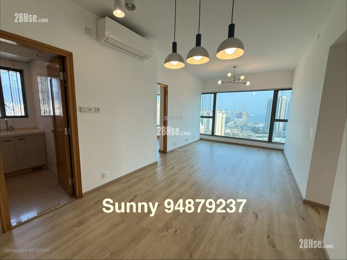 The Bloomsville Sell 3 Bedrooms , 2 Bathrooms 704 ft²