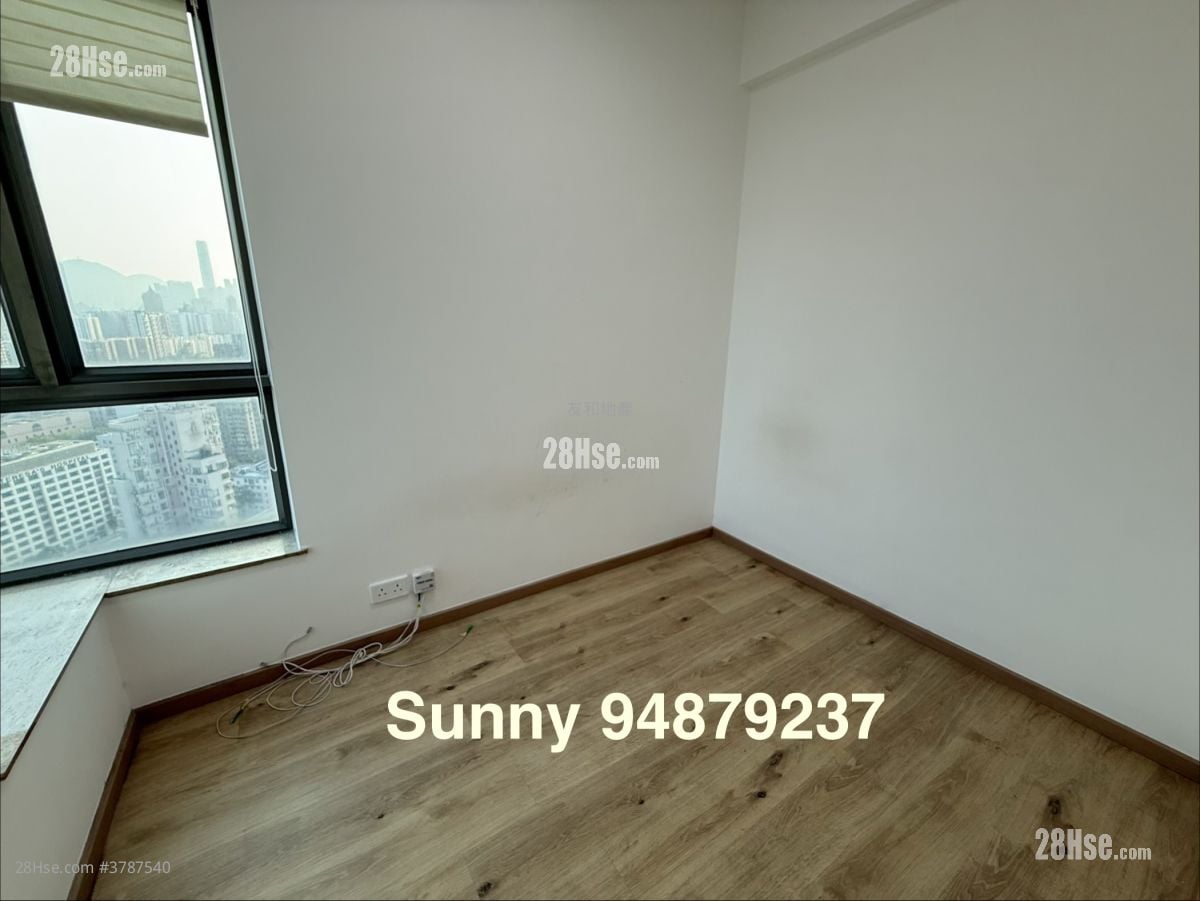 The Bloomsville Sell 3 Bedrooms , 2 Bathrooms 704 ft²