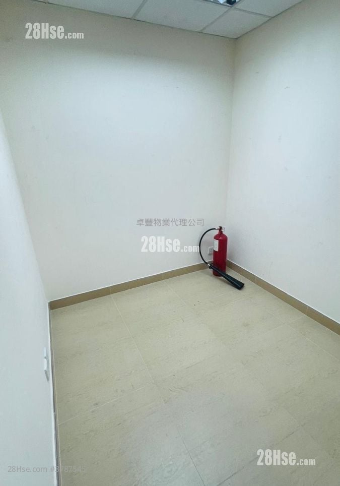 Luen Hing Factory Building Sell Studio 80 ft²