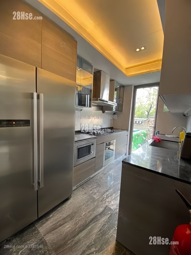 娉廷 售盘 4 房 , 4 浴室 1,589 平方尺