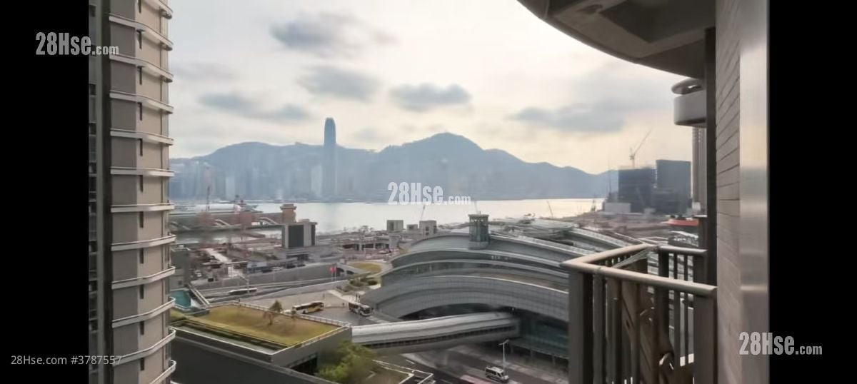 The Austin Rental 1 Bedroom , 1 Bathroom 378 ft²