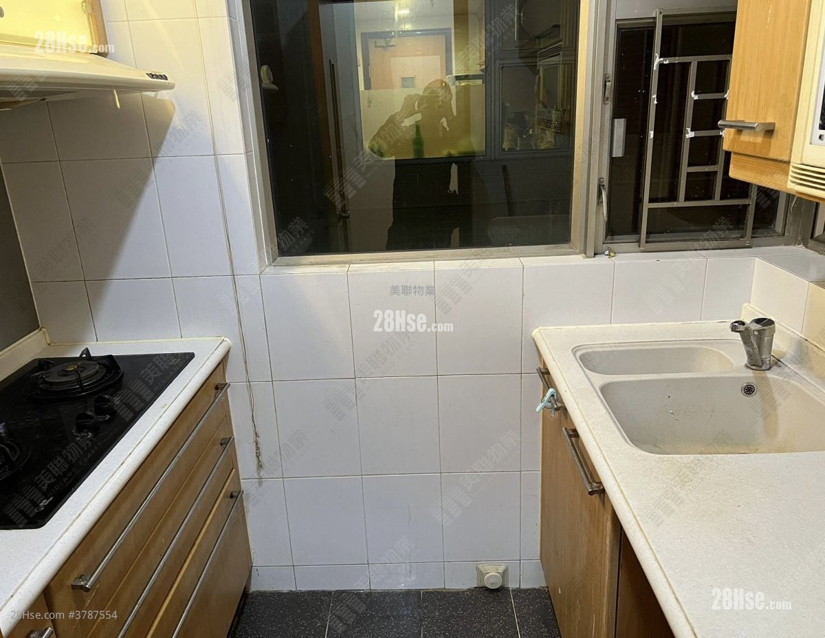 厨房: 采叶庭 售盘 2 房 , 1 浴室 460 平方尺