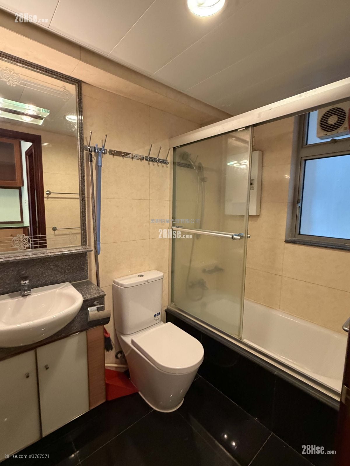 泓都 售盘 2 房 , 1 浴室 482 平方尺