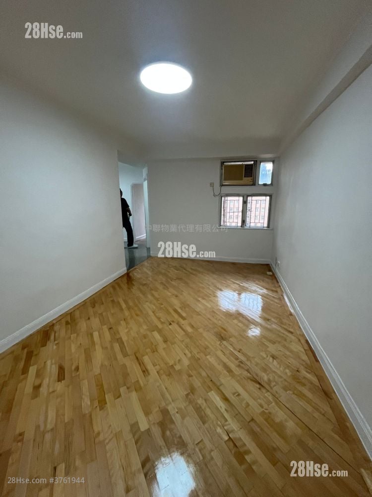 云叠花园 售盘 593 平方尺